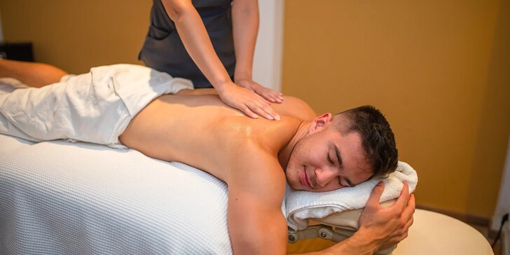 Uvoľnenie pre telo i dušu pri klasickej masáži s prvkami reflexnej masáže a akupresúry