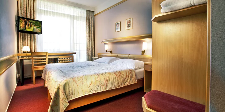 Pobyt medzi vinicami na južnej Morave: hotel s raňajkami, bowlingom a jesenným wellness