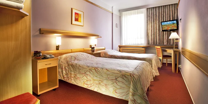 Pobyt medzi vinicami na južnej Morave: hotel s raňajkami, bowlingom a jesenným wellness