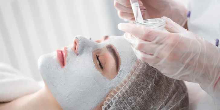 Microblading obočia alebo hĺbkové čistenie pleti