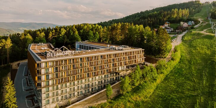 5* luxus v novootvorenom hoteli v Krynici-Zdrój: neobmedzený wellness a izby s výhľadom na hory či do záhrady