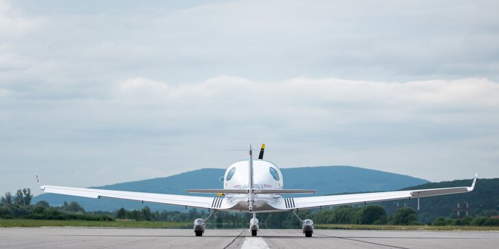 Exkluzívny let do Salzburgu s prehliadkou HANGARU-7 na novom lietadle WT9 DYNAMIC LSA alebo VIPER SD4 NIGHT-VFR