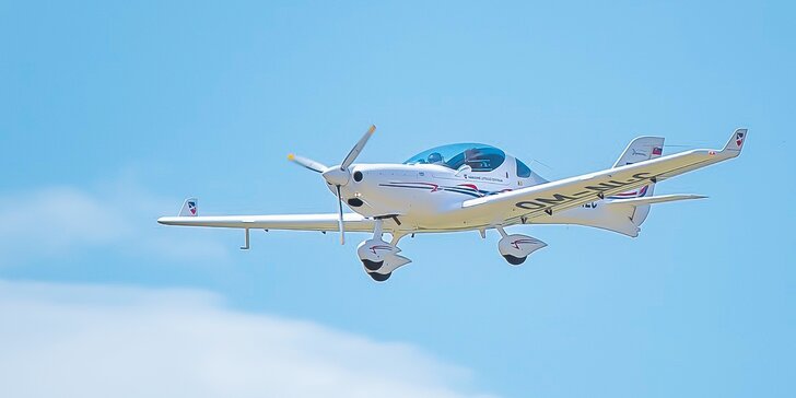 Vyhliadkový let novým lietadlom WT9 DYNAMIC LSA aj s možnosťou pilotovania pre 1 osobu