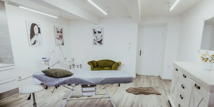 Anti-aging alebo hĺbkové ošetrenie pleti či formovanie a farbenie obočia a rias