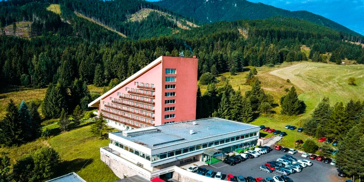 Hotel*** SOREA MÁJ: Pobyt v krásnej lokalite, bazény a polpenzia pre 1 aj viac osôb