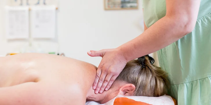 Klasická, reflexná, myofasciálna masáž či bankovanie