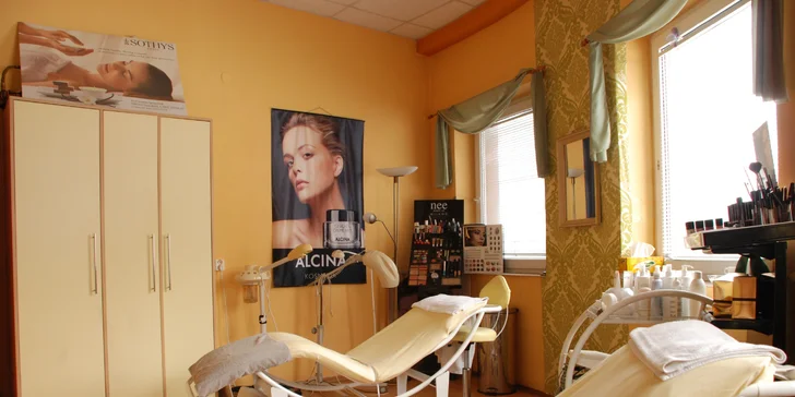 Farbenie obočia, regenerácia pleti po slnení alebo líčenie