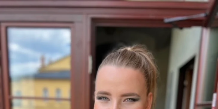 Gélové nechty (nové i dorábka) alebo denné či večerné líčenie vo Verka Lendy Nails