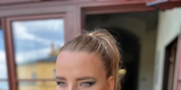 Gélové nechty (nové i dorábka) alebo denné či večerné líčenie vo Verka Lendy Nails