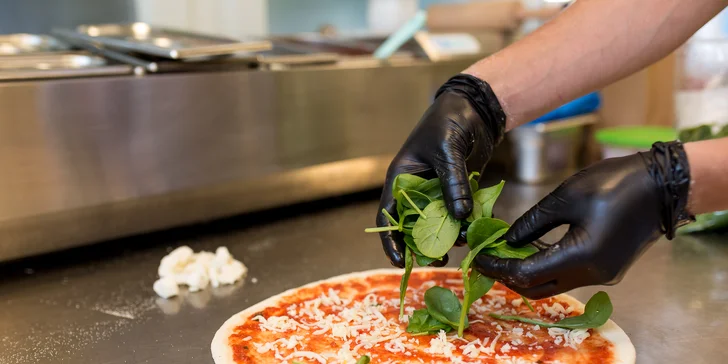 Na výber 10 druhov chutnej pizze či výborné Fusilli v Pizza di'Colore