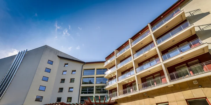 5* relax v poľských Beskydách: bazén s výhľadom, wellness aj raňajky