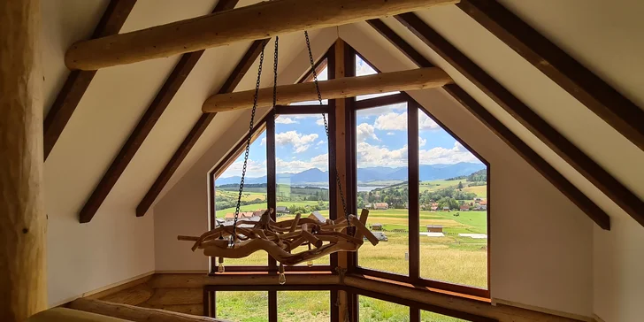 Leto alebo jeseň v očarujúcej prírode Liptova: prenajmite si luxusný chalet až pre 14 osôb