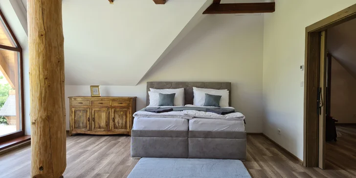 Leto alebo jeseň v očarujúcej prírode Liptova: prenajmite si luxusný chalet až pre 14 osôb