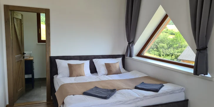 Leto alebo jeseň v očarujúcej prírode Liptova: prenajmite si luxusný chalet až pre 14 osôb