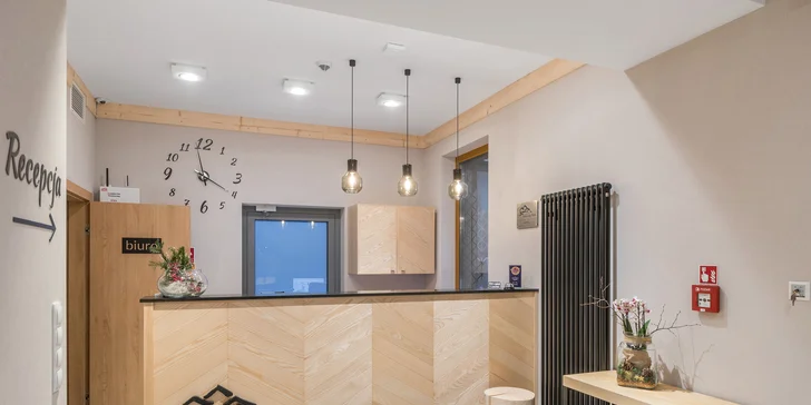 Príjemný oddych v Zakopanom: moderný hotel s komfortnými izbami, raňajkami či polpenziou