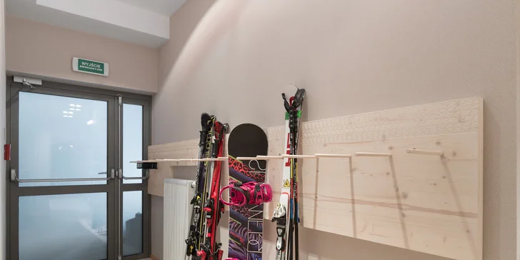 Príjemný oddych v Zakopanom: moderný hotel s komfortnými izbami, raňajkami či polpenziou
