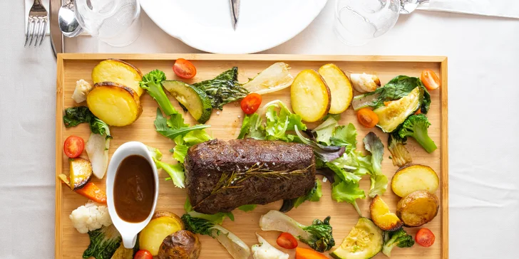 Lahodné 3-chodové degustačné menu pre 4 osoby v talianskej reštaurácii La Piazza