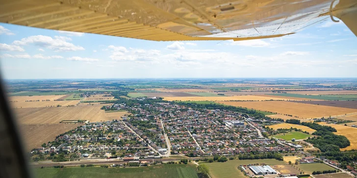 Zážitkový let lietadlom pre 1 až 3 osoby až zo 4 letísk