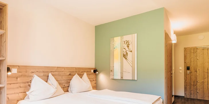 Aktívna dovolenka v Korutánsku: moderný hotel s raňajkami či polpenziou a saunou