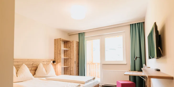 Aktívna dovolenka v Korutánsku: moderný hotel s raňajkami či polpenziou a saunou