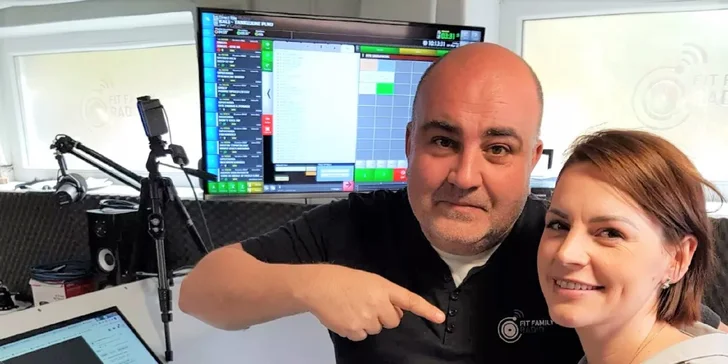 Zážitkové moderovanie LIVE vysielania vo FIT FAMILY RÁDIO + certifikát