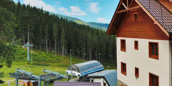 Príjemný pobyt v očarujúcej prírode Jasnej: apartmány s kuchyňou aj balkónom pre 5 osôb