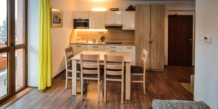 Príjemný pobyt v očarujúcej prírode Jasnej: apartmány s kuchyňou aj balkónom pre 5 osôb