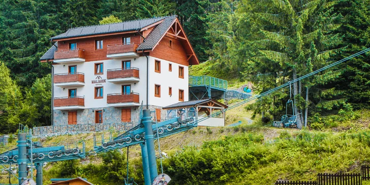 Príjemný pobyt v očarujúcej prírode Jasnej: apartmány s kuchyňou aj balkónom pre 5 osôb