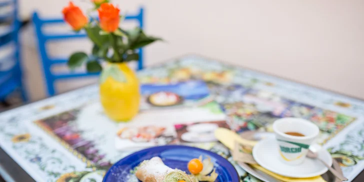 Originálny taliansky dezert Cannoli či Croissant con gelato