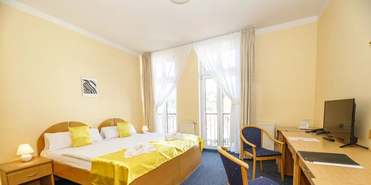 Relaxačný 4* pobyt v centre Karlových Varov: raňajky, polpenzia, wellness aj zľava na procedúry