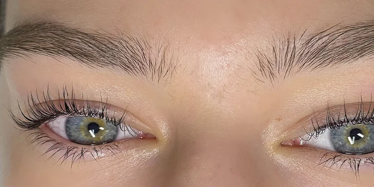 Zdravá pleť a podmanivý pohľad: Lash lift, laminácia a hĺbkové ošetrenie