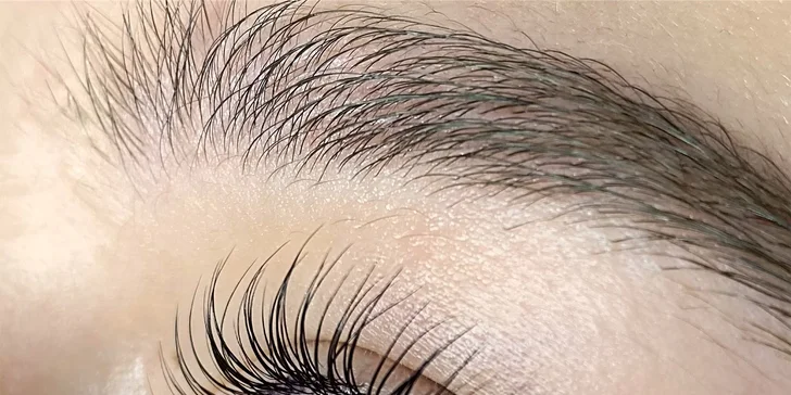 Zdravá pleť a podmanivý pohľad: Lash lift, laminácia a hĺbkové ošetrenie