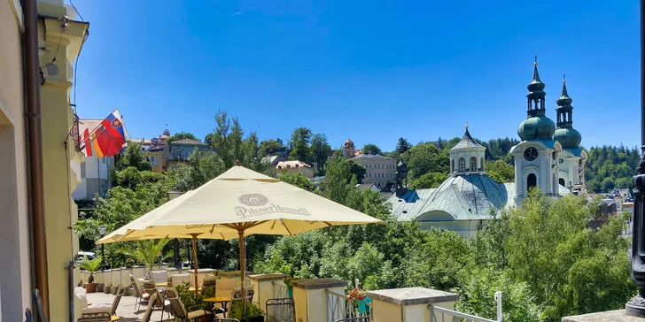 Pobyt v centre Karlových Varov: raňajky či polpenzia, masáže aj neobmedzený wellness