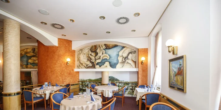 Relaxačný 4* pobyt v centre Karlových Varov: raňajky, polpenzia, wellness aj zľava na procedúry