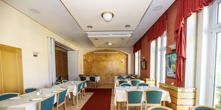 Relaxačný 4* pobyt v centre Karlových Varov: raňajky, polpenzia, wellness aj zľava na procedúry