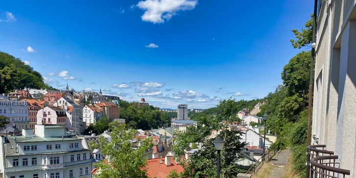 Relaxačný 4* pobyt v centre Karlových Varov: raňajky, polpenzia, wellness aj zľava na procedúry