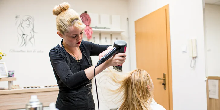 Strih s regeneráciou alebo balayage v HairSalon Alexanttina