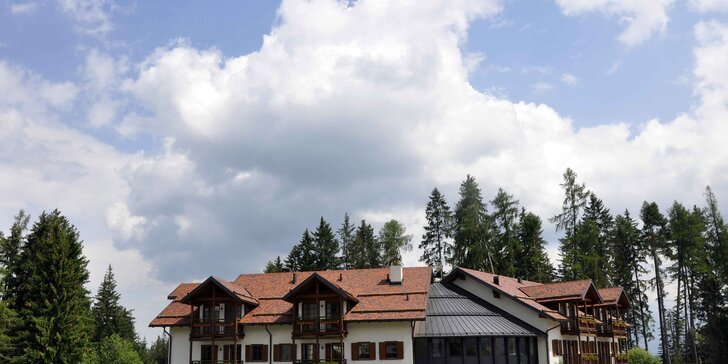 3* hotel v Dolomitoch: ideálne pre cyklistov, lyžiarov a pešiu turistiku, polpenzia a pobyt mimo sezónu s nocou zadarmo