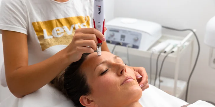 Krásna a rozjasnená pleť: Semipermanentný make-up BB Glow