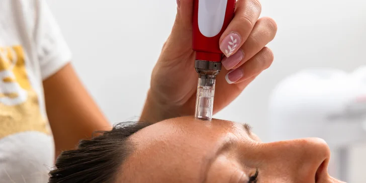 Krásna a rozjasnená pleť: Semipermanentný make-up BB Glow