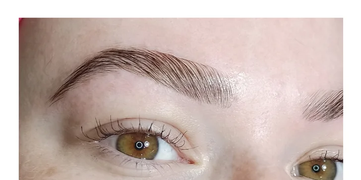 Lash lifting, farbenie mihalníc aj laminácia obočia