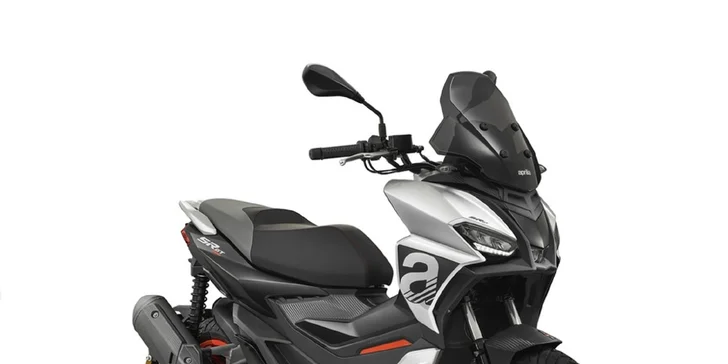 Prenájom skútra VESPA SPRINT S 125 alebo APRILIA SR GT 125