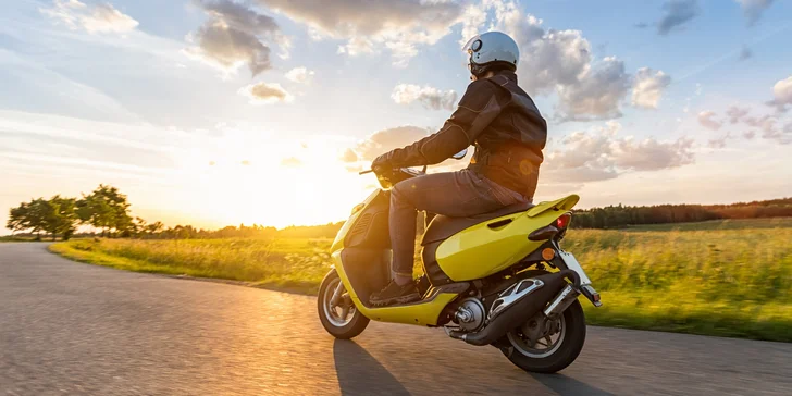 Prenájom skútra VESPA SPRINT S 125 alebo APRILIA SR GT 125