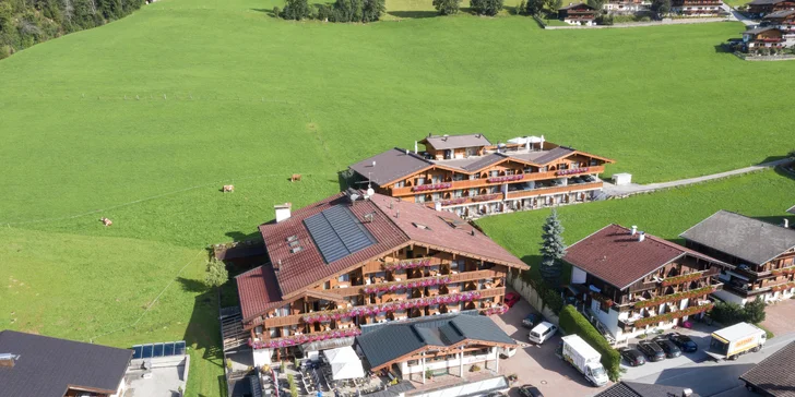 Dovolenka v Kitzbühelských Alpách: túry, wellness, polpenzia aj zľavová karta Alpbachtal Card