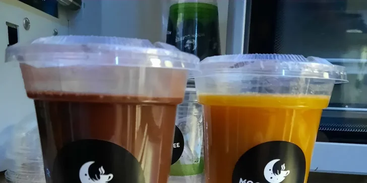 Sladký plnený BIO croissant, energetický nápoj či Bubble Tea