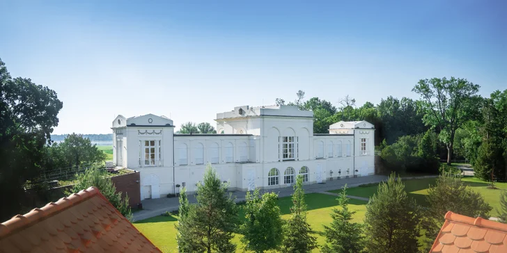 Pobyt na Južnej Morave s raňajkami aj degustačnou večerou v CHATEAU DE FRONTIERE**** v srdci Lednicko-valtického areálu