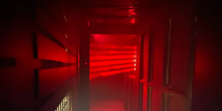 Zaži horor na vlastnej koži! Hostel room 2: Asylum a Occultus Illuminati