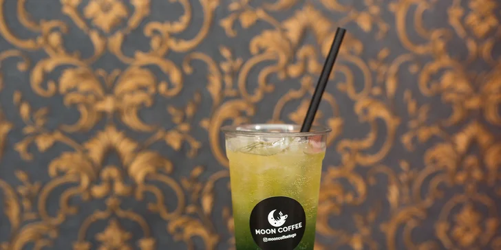 Sladký plnený BIO croissant, energetický nápoj či Bubble Tea