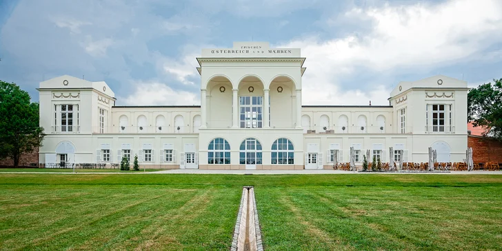 Pobyt na Južnej Morave s raňajkami aj degustačnou večerou v CHATEAU DE FRONTIERE**** v srdci Lednicko-valtického areálu