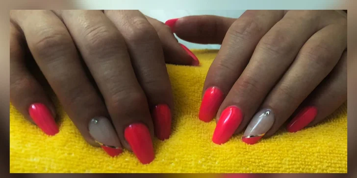 Gél lak, japonská alebo klasická manikúra v Mirieva Nailbar